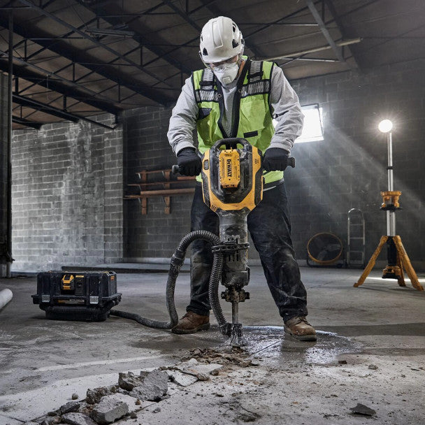 Dewalt DCH966Z2-GB 54V XR FLEXVOLT Brushless Demolition Hammer, 2x 15.0Ah XR FLEXOLT Batteries & Charger