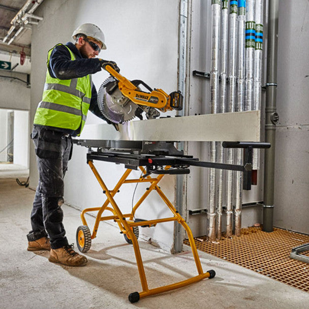 Dewalt DCS781X2 54V XR FLEXVOLT Brushless 305mm Sliding Mitre Saw, 2x 9.0Ah XR FLEXVOLT Batteries, Charger & DE7260 Folding Rolling Stand